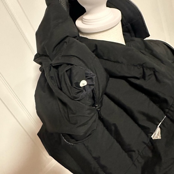 Lululemon Fluffed Up Vest - Picture 9 of 9